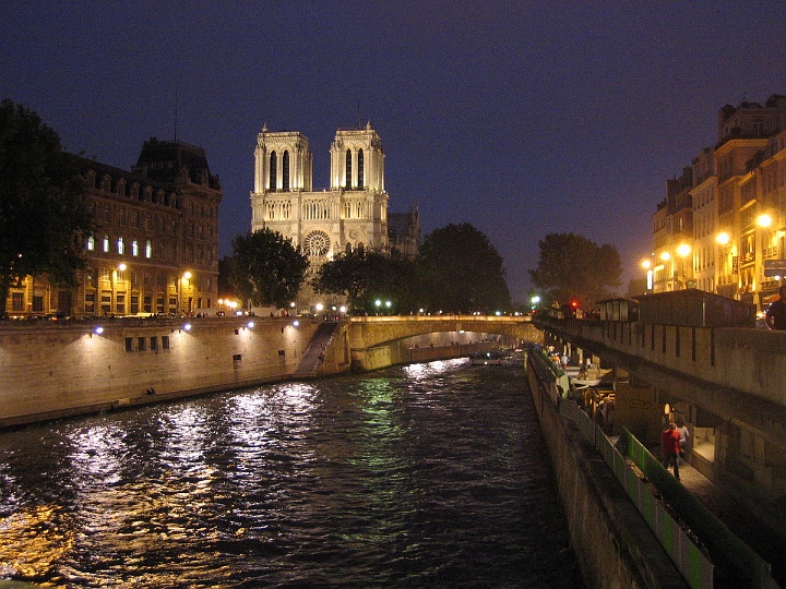 39 Notre Dame.jpg